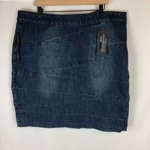 Lane Bryant Women’s Denim Skirt Dark Wash Size 20